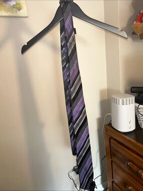 Kenneth Cole Reaction Purple and Gray Striped Neck Tie